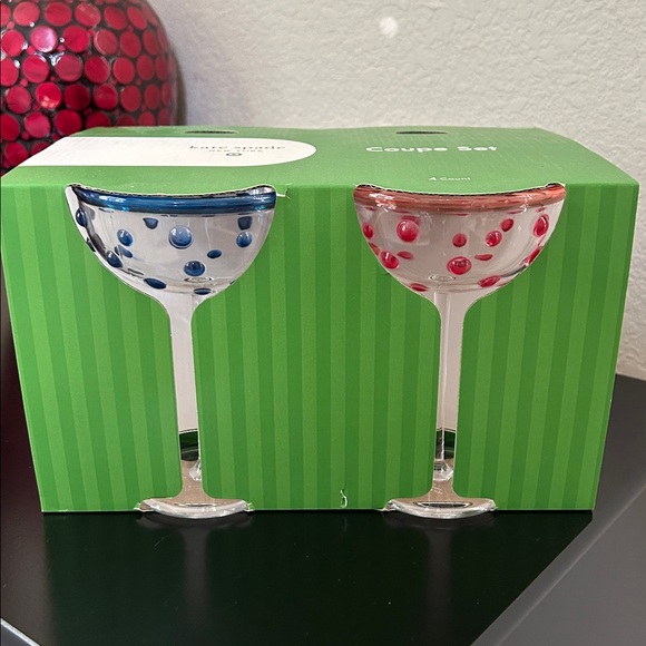Kate Spade x Target NIB 8.11-Ounce 4-Piece Polka Dot Acrylic Coupe Drinkware Set - Picture 8 of 16